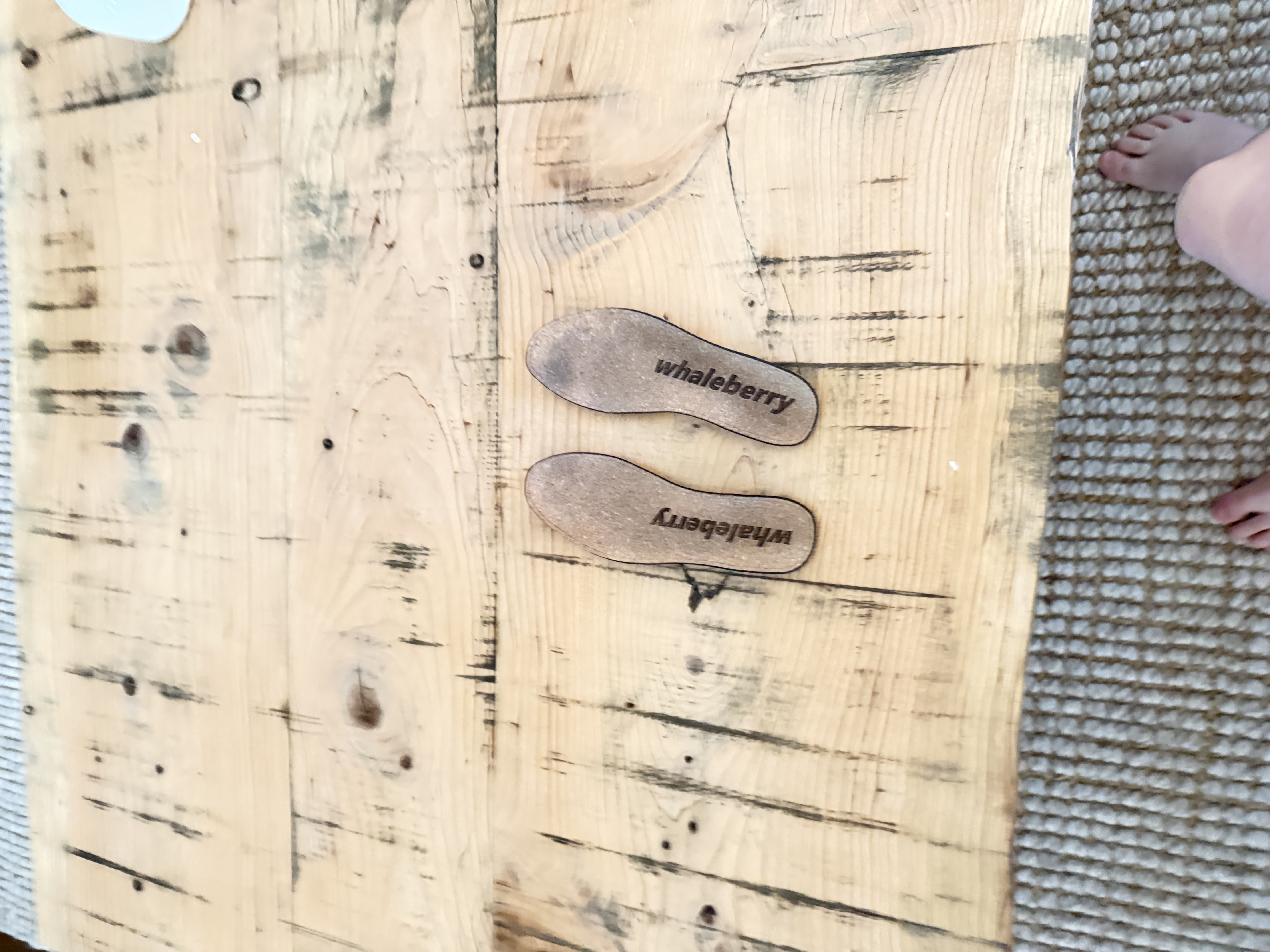 Laser engraved whaleberry shoe insoles