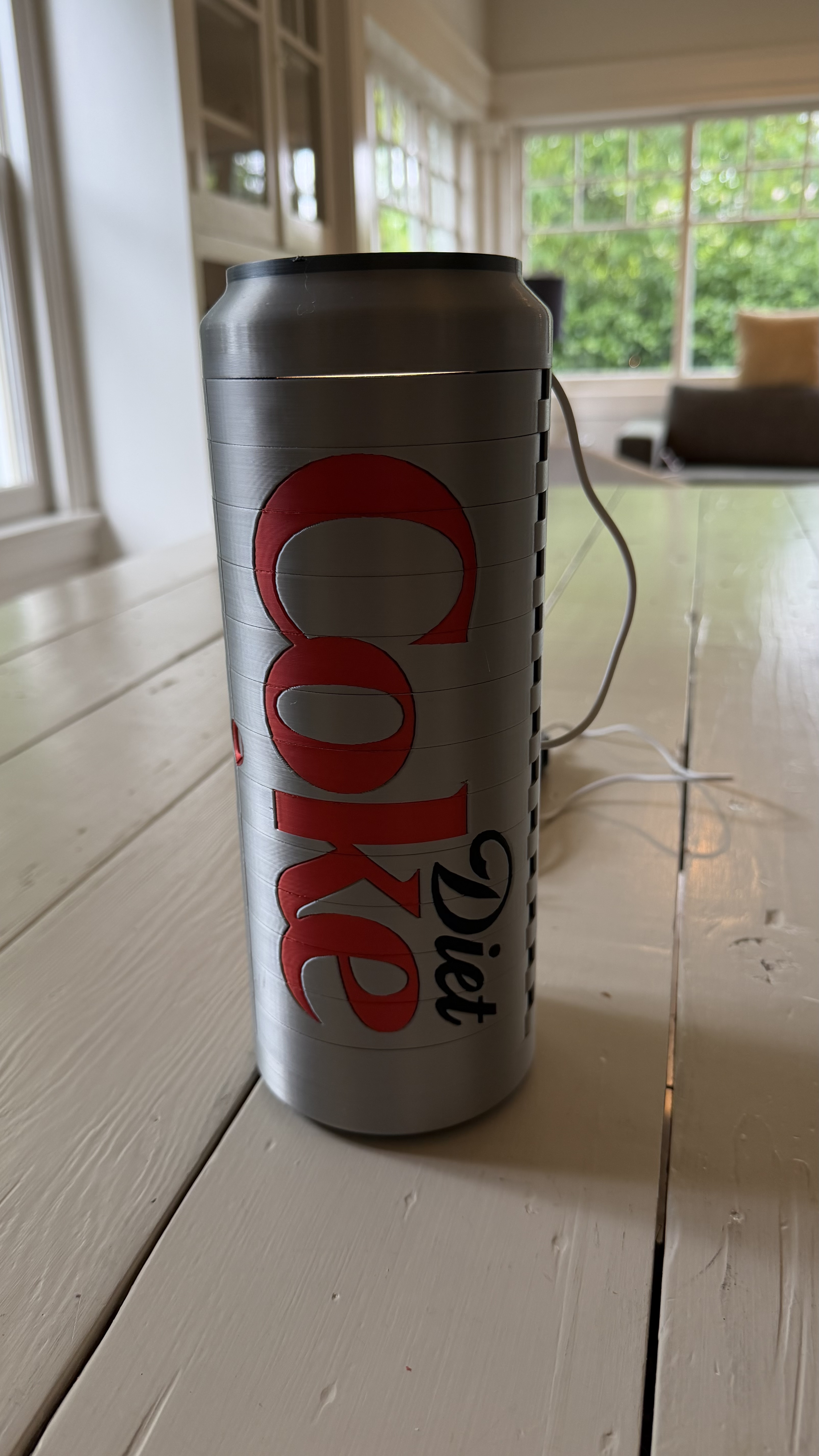 3D printed Diet Coke can lamp closed